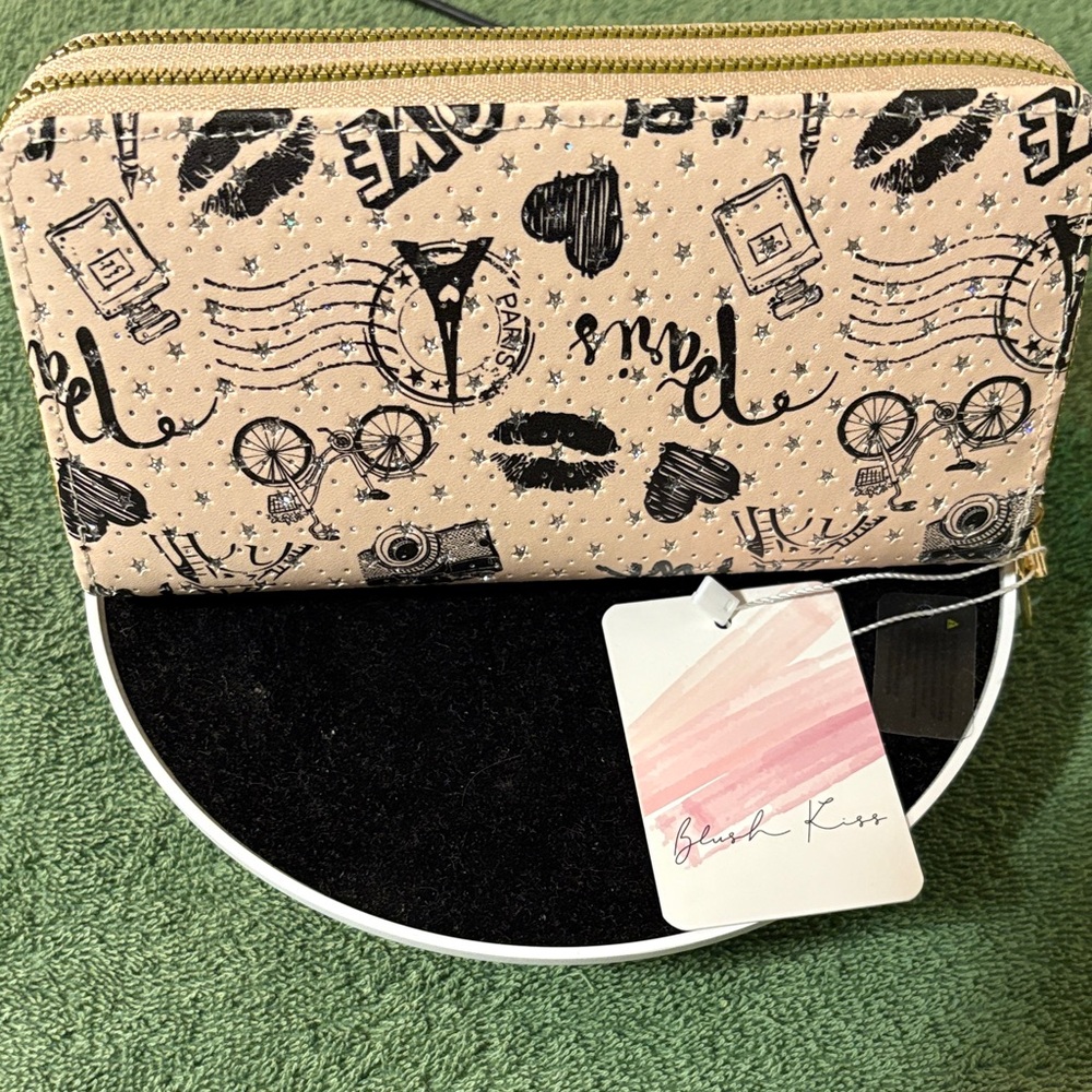 Chic Paris Print Women's Wallet - Picture 10 of 12
